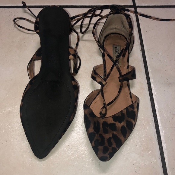 Shoes - Picture 2 of 3